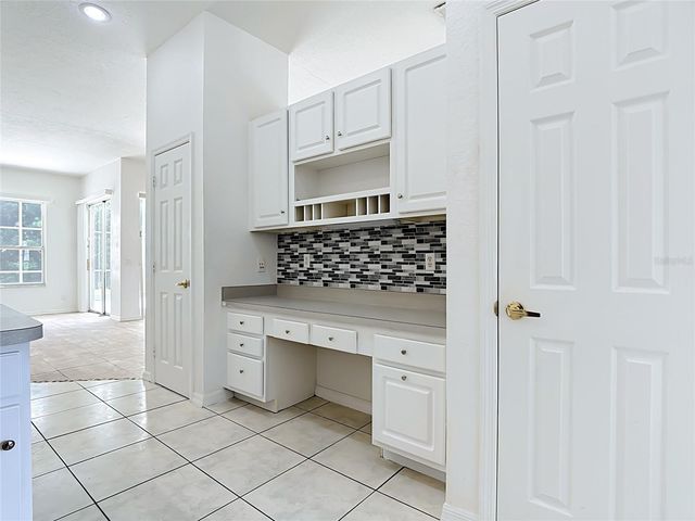 957 VIA BIANCA DRIVE, Davenport, FL 33896