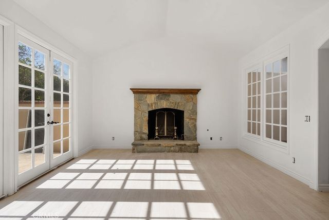 19371 Woodlands, Huntington Beach, CA 92648