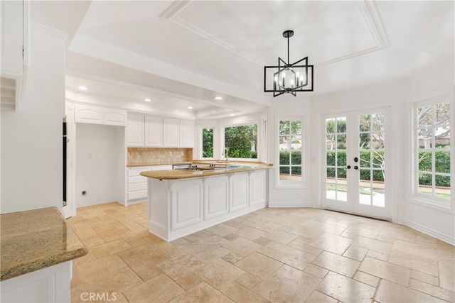 19371 Woodlands, Huntington Beach, CA 92648