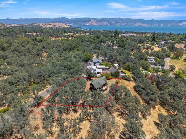 1239 Boggs Lane, Lakeport, CA 95453
