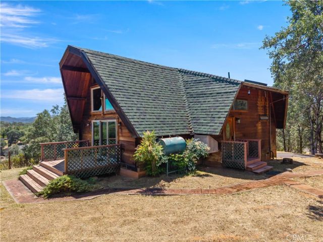 1239 Boggs Lane, Lakeport, CA 95453