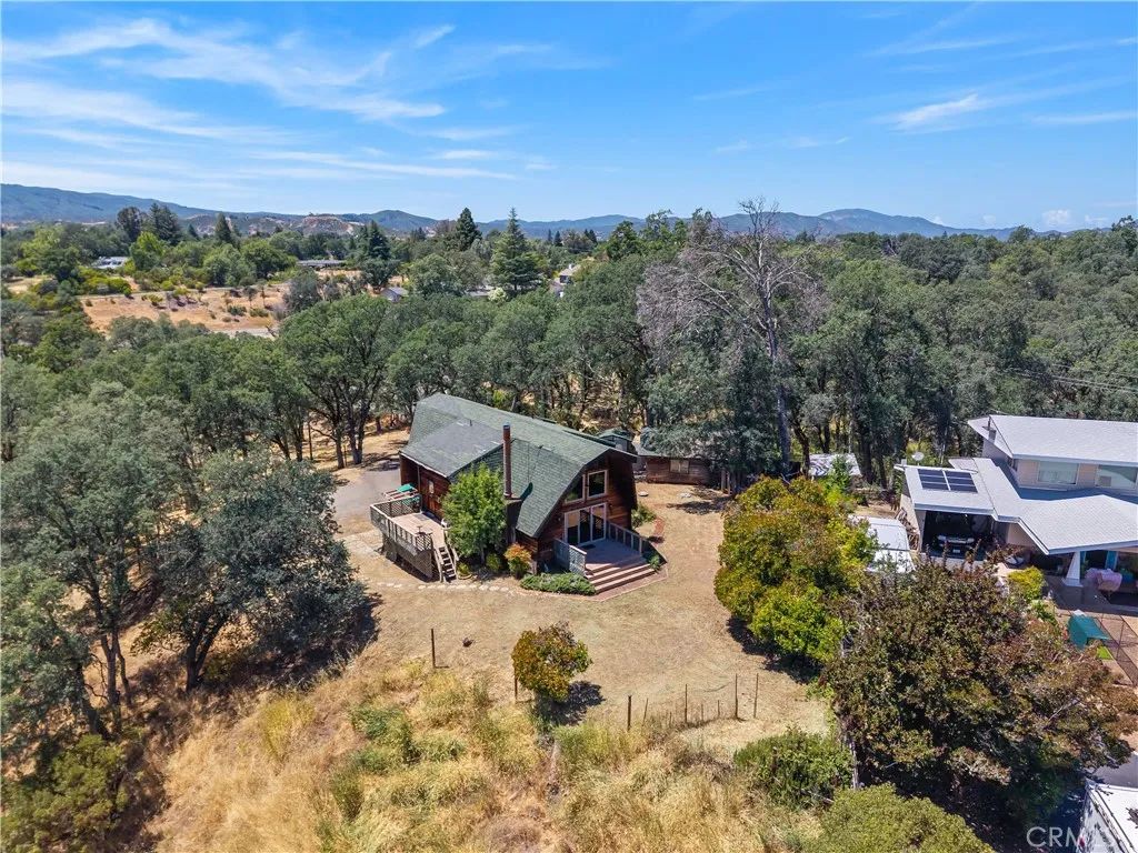 1239 Boggs Lane, Lakeport, CA 95453