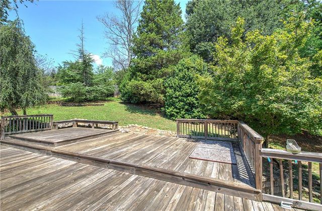 7 Valley Brook Drive SE, Rome, GA 30161