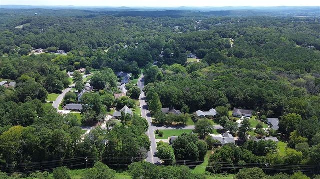 7 Valley Brook Drive SE, Rome, GA 30161