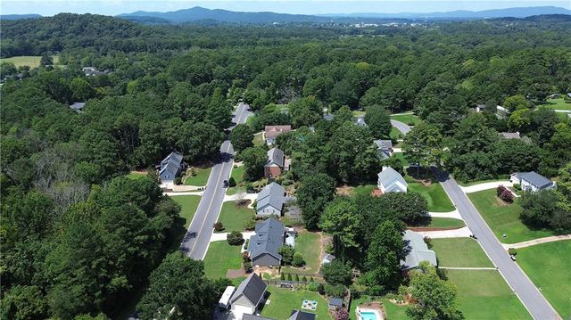 7 Valley Brook Drive SE, Rome, GA 30161