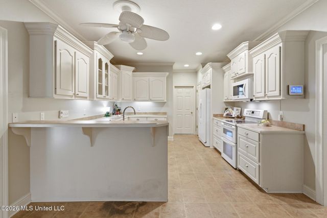 51 Woodville Trace, Hattiesburg, MS 39402