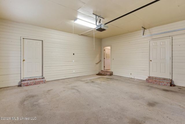 51 Woodville Trace, Hattiesburg, MS 39402