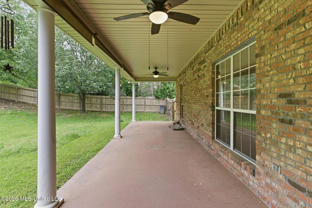 51 Woodville Trace, Hattiesburg, MS 39402