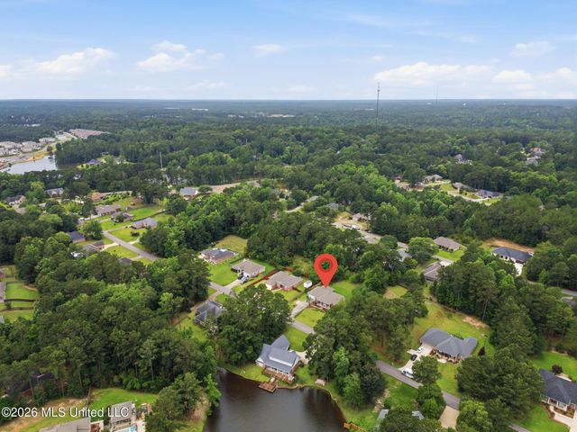 51 Woodville Trace, Hattiesburg, MS 39402