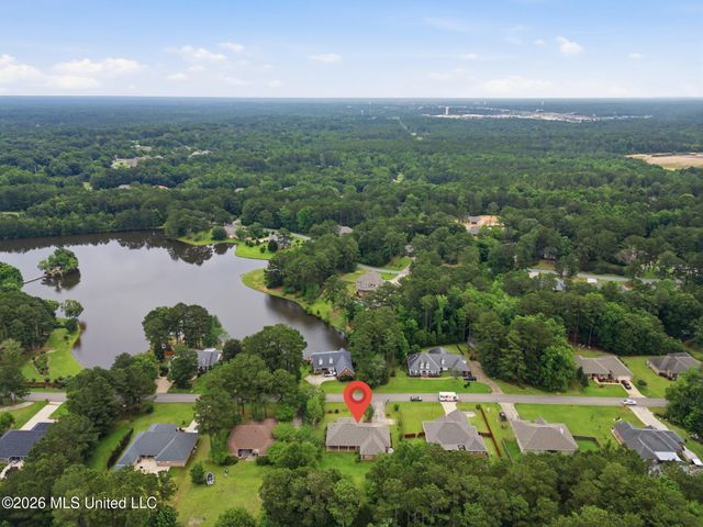 51 Woodville Trace, Hattiesburg, MS 39402