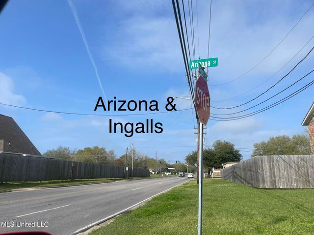 Holland Street, Pascagoula, MS 39581