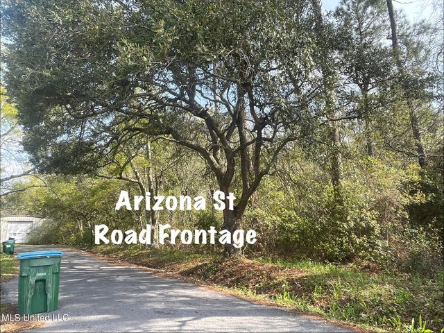 Holland Street, Pascagoula, MS 39581