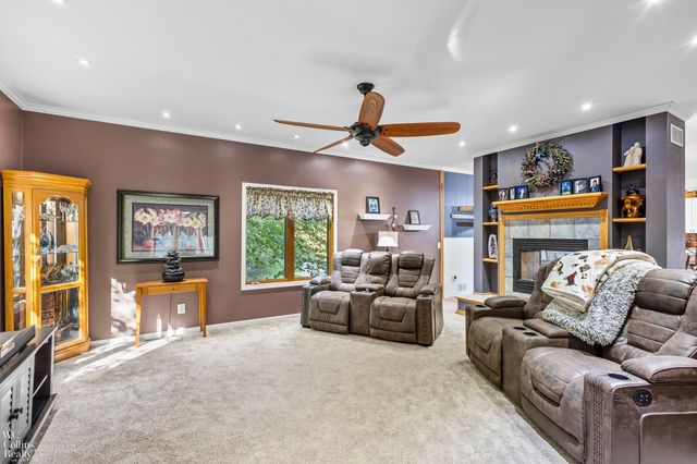 438 State Park Rd Road, Groveland Twp, MI 48462