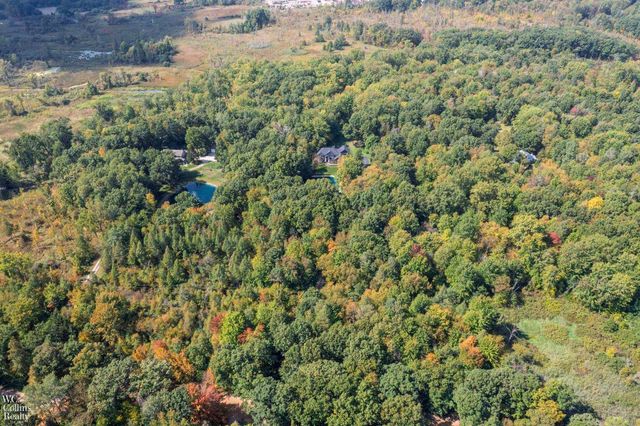 438 State Park Rd Road, Groveland Twp, MI 48462