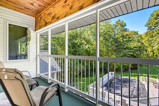 438 State Park Rd Road, Groveland Twp, MI 48462