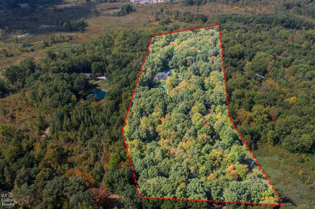 438 State Park Rd Road, Groveland Twp, MI 48462