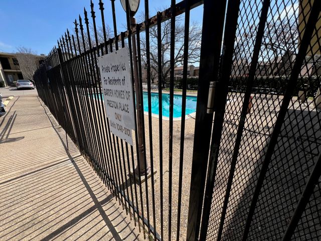 5933 Harvest Hill Road 1095, Dallas, TX 75230