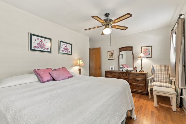 2430 Westover Avenue, North Riverside, IL 60546