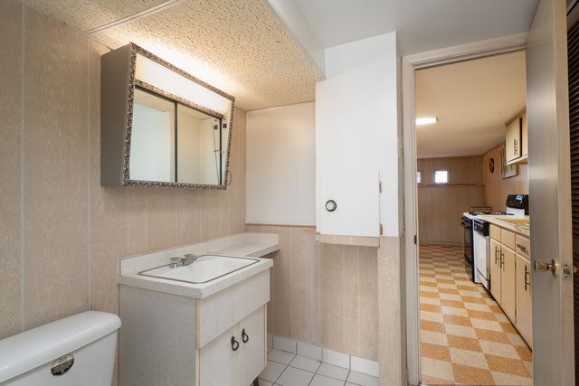 2430 Westover Avenue, North Riverside, IL 60546