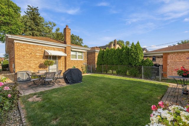 2430 Westover Avenue, North Riverside, IL 60546