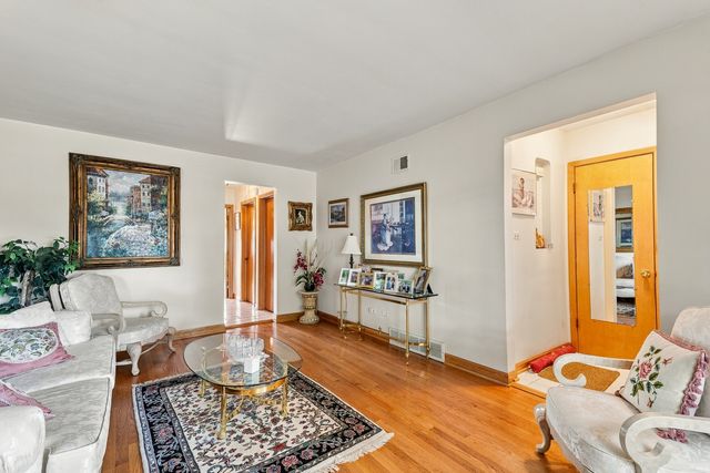 2430 Westover Avenue, North Riverside, IL 60546