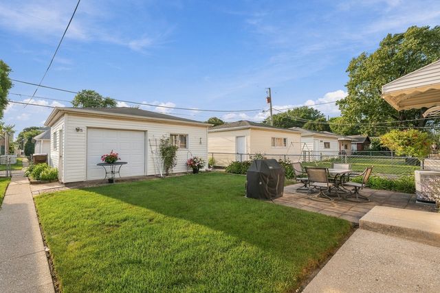 2430 Westover Avenue, North Riverside, IL 60546