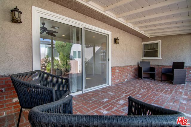 2012 N Fairview Street, Burbank, CA 91505