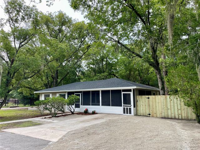 1715 NE 6TH PLACE, Gainesville, FL 32641