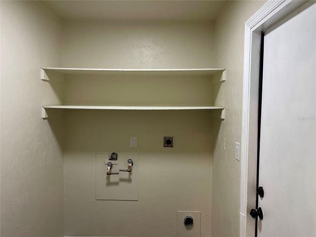 1715 NE 6TH PLACE, Gainesville, FL 32641