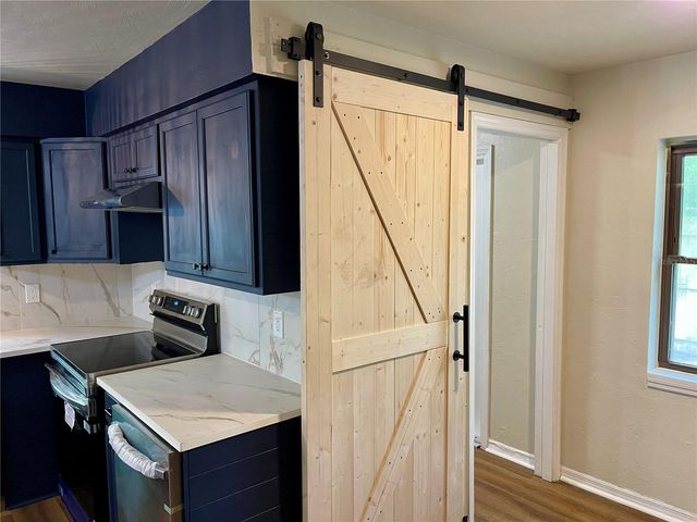 1715 NE 6TH PLACE, Gainesville, FL 32641