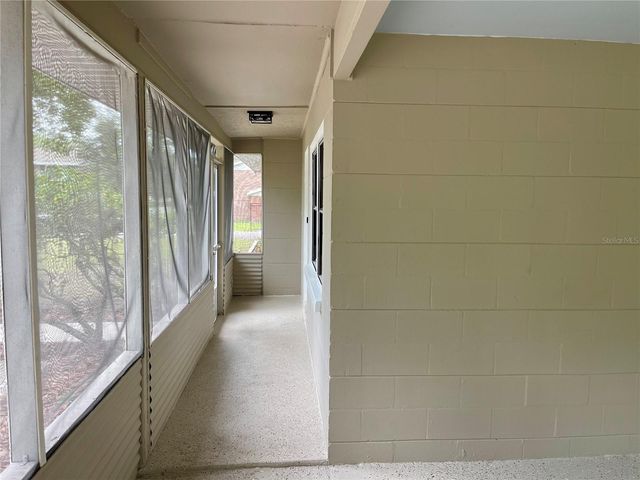 1715 NE 6TH PLACE, Gainesville, FL 32641