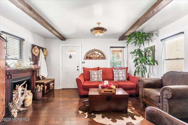 11 Ann Street, Freehold, NJ 07728