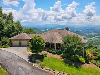 1212 Double Knob Drive E, Hayesville, NC 28904