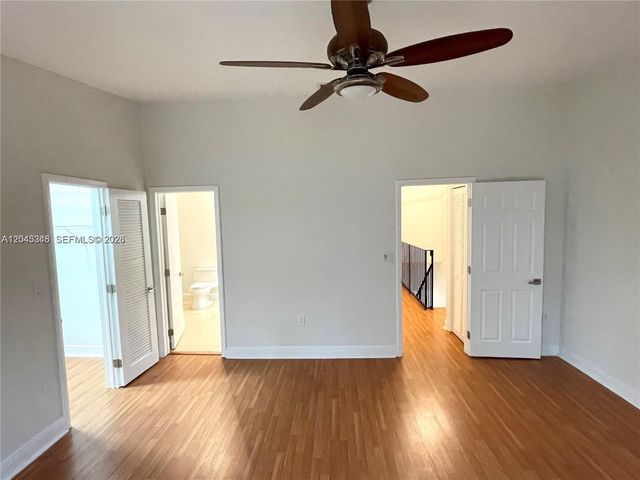 3756 NE 166th St 112, North Miami Beach, FL 33160
