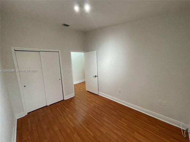 3756 NE 166th St 112, North Miami Beach, FL 33160