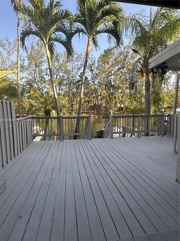 3756 NE 166th St 112, North Miami Beach, FL 33160