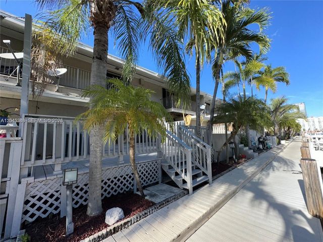 3756 NE 166th St 112, North Miami Beach, FL 33160