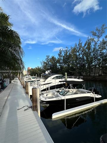 3756 NE 166th St 112, North Miami Beach, FL 33160