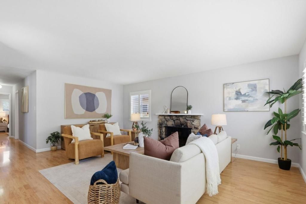 Image 9 of property listing at 6351 Bollinger Road, Cupertino, CA 95014