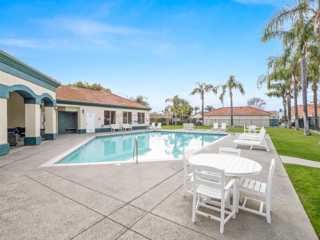 Image 24 of property listing at 1542 E Alluvial Avenue # 137, Fresno, CA 93720