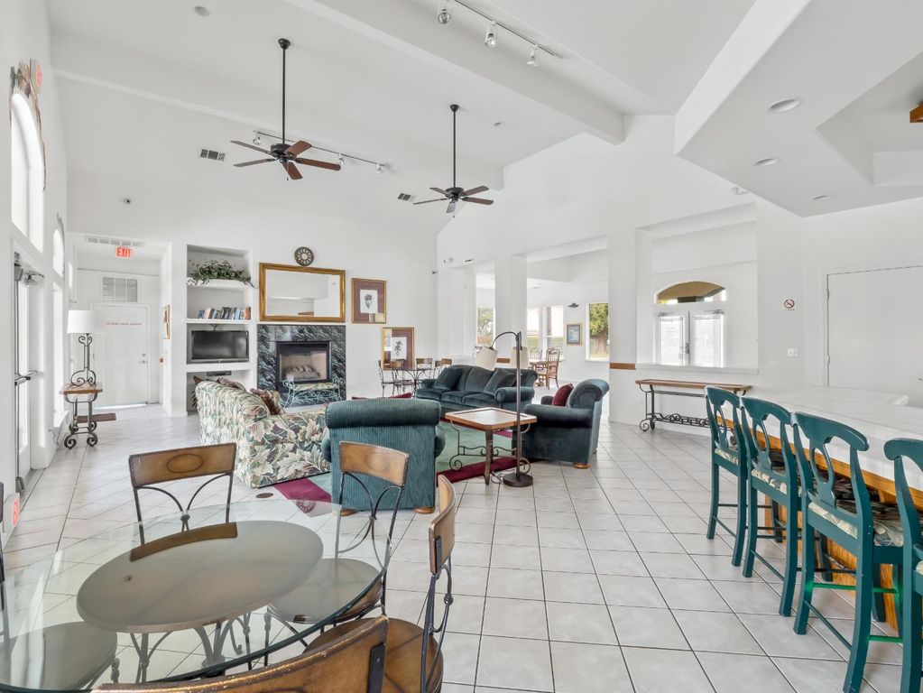 Image 27 of property listing at 1542 E Alluvial Avenue # 137, Fresno, CA 93720