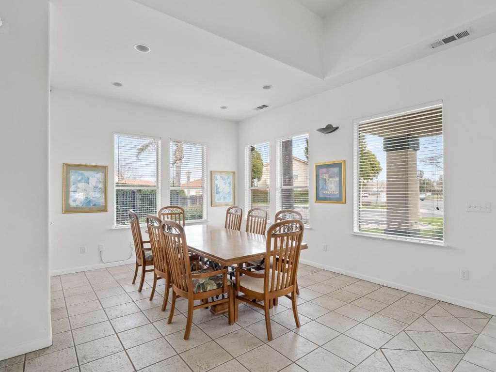 Image 29 of property listing at 1542 E Alluvial Avenue # 137, Fresno, CA 93720