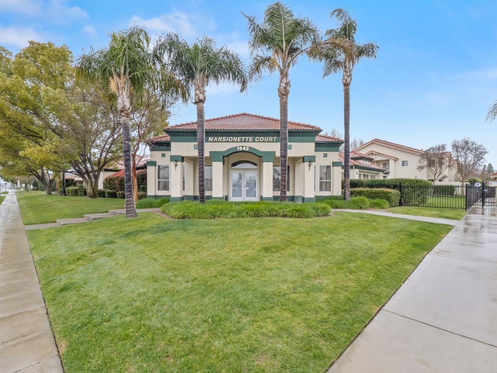 Image 34 of property listing at 1542 E Alluvial Avenue # 137, Fresno, CA 93720