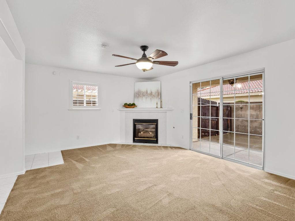 Image 5 of property listing at 1542 E Alluvial Avenue # 137, Fresno, CA 93720