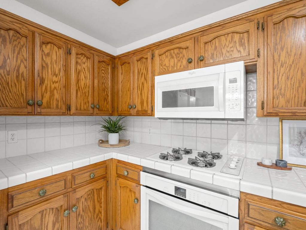 Image 9 of property listing at 1542 E Alluvial Avenue # 137, Fresno, CA 93720