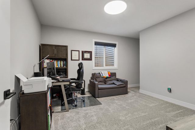 606 N Beacon Hill Circle, Urbana, IL 61802