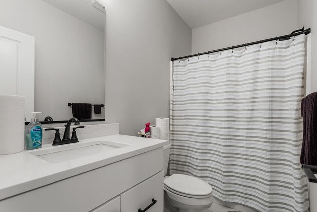 606 N Beacon Hill Circle, Urbana, IL 61802