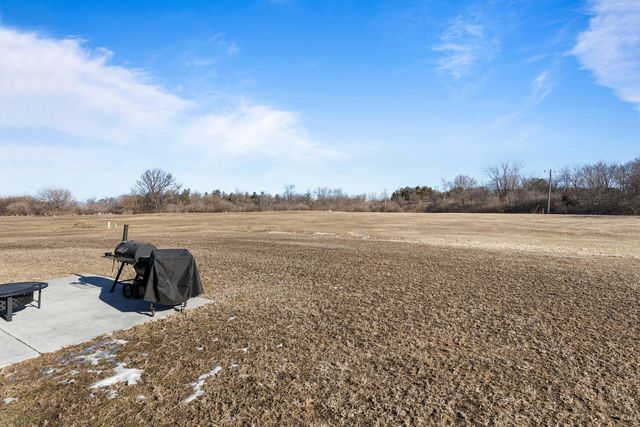 606 N Beacon Hill Circle, Urbana, IL 61802