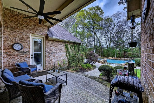 10426 Clubhouse Circle, Magnolia, TX 77354