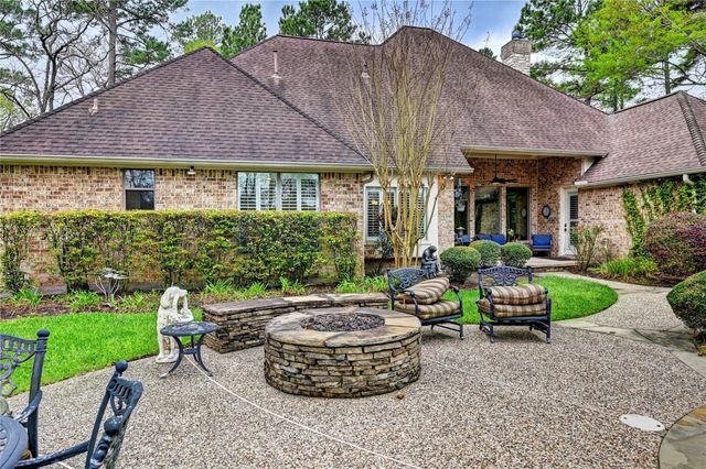 10426 Clubhouse Circle, Magnolia, TX 77354